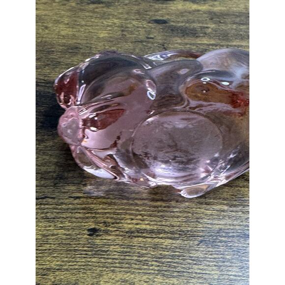 Hand Blown in Mold Pink Glass Bunny Rabbit Paperweight - Picture 3 of 5